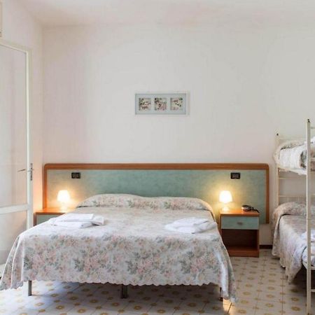 Hotel Levante Sul Mare ليدو دي سافيو المظهر الخارجي الصورة