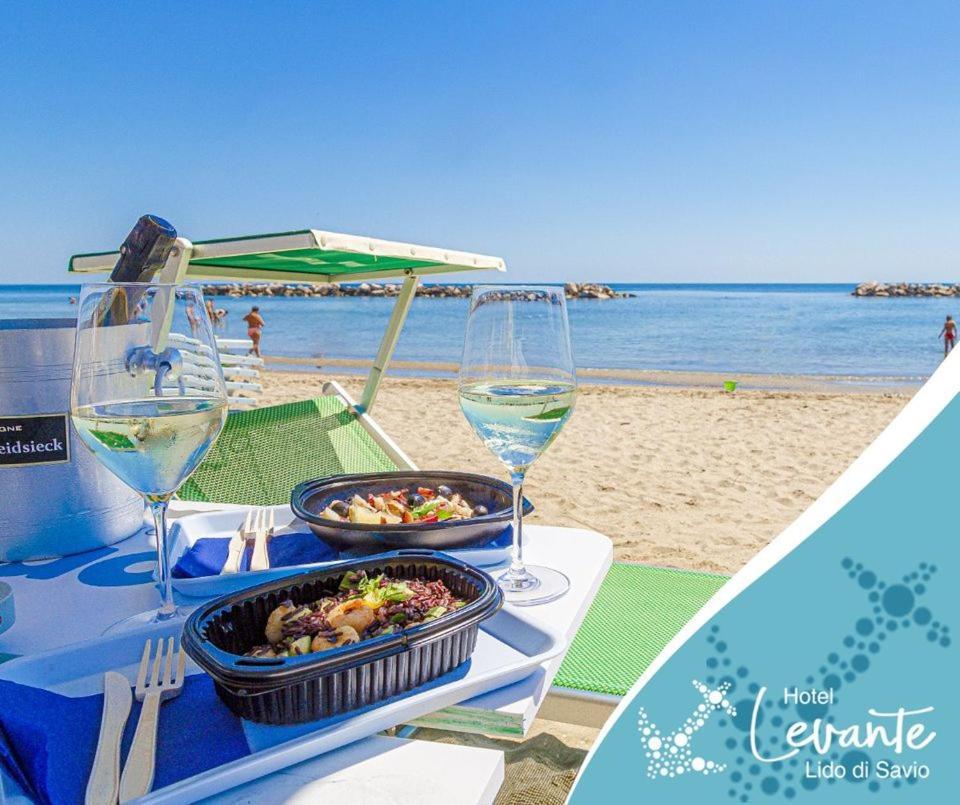 Hotel Levante Sul Mare ليدو دي سافيو المظهر الخارجي الصورة