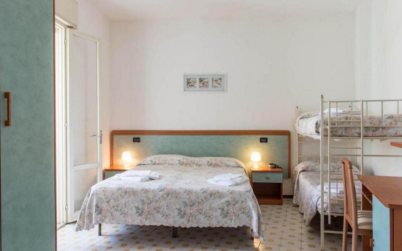 Hotel Levante Sul Mare ليدو دي سافيو المظهر الخارجي الصورة